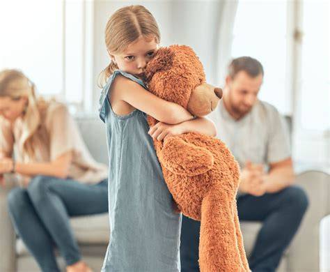 Psychológia vzťahu rodič – dieťa a jeho vplyv na vývin: cestou k zdravému sebavedomiu a vyváženému vývinu